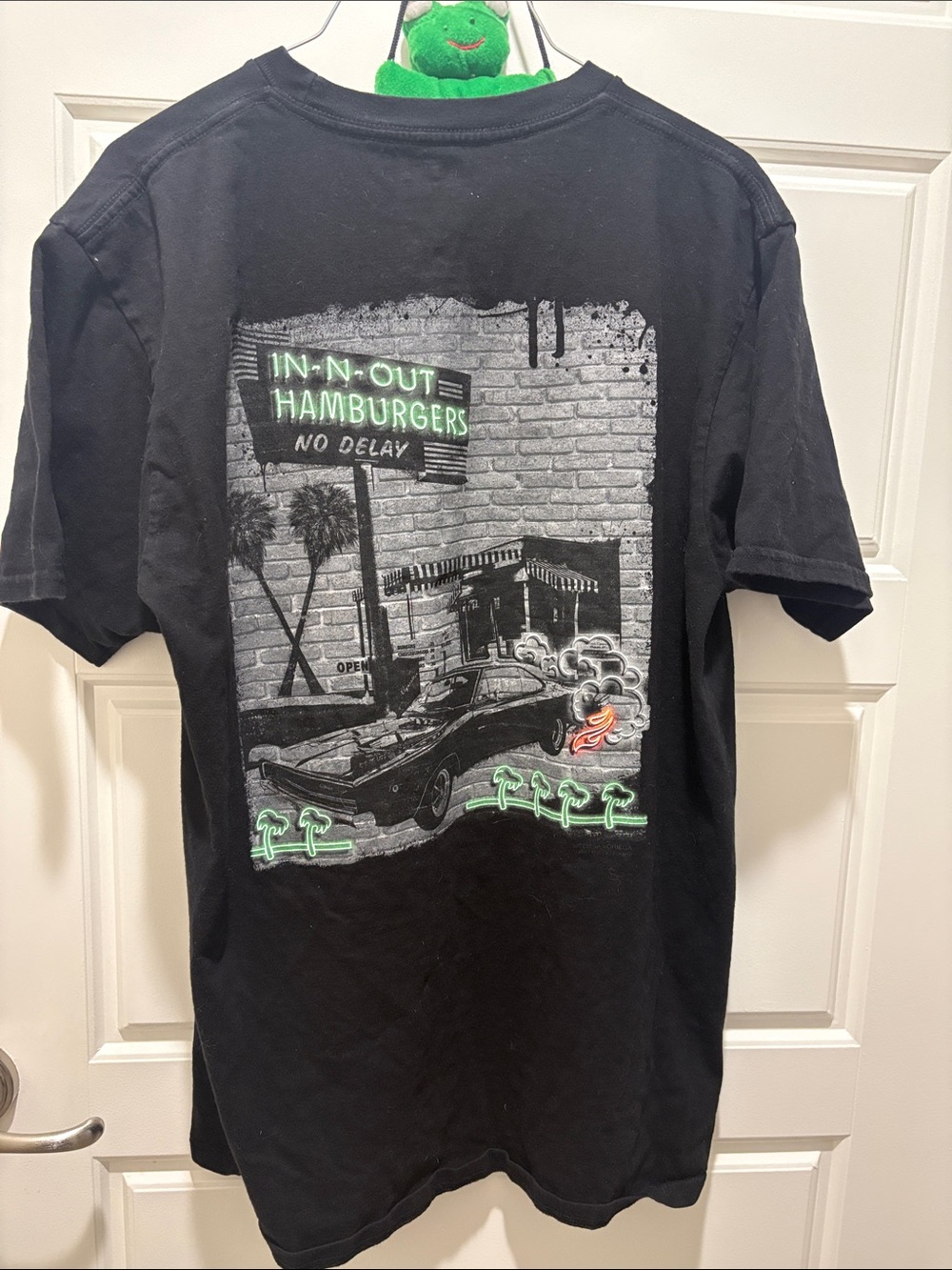 In-n-Out Museum Collectible Shirt Vintage Car